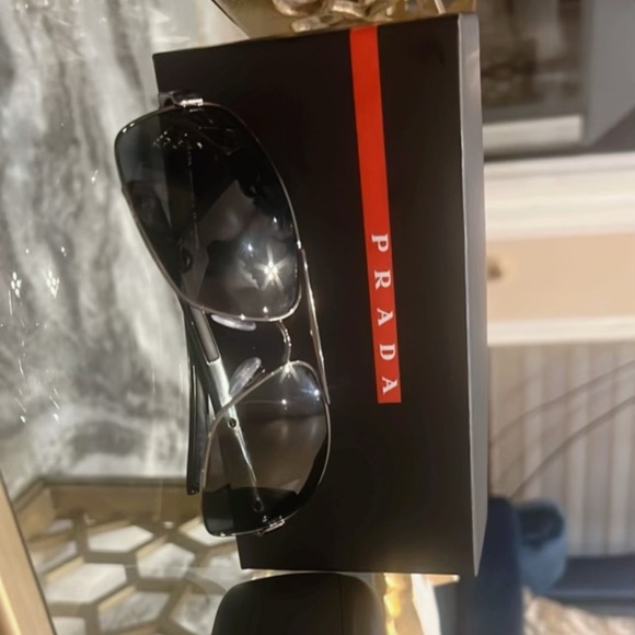 Sunglasses - Picture 2 of 3